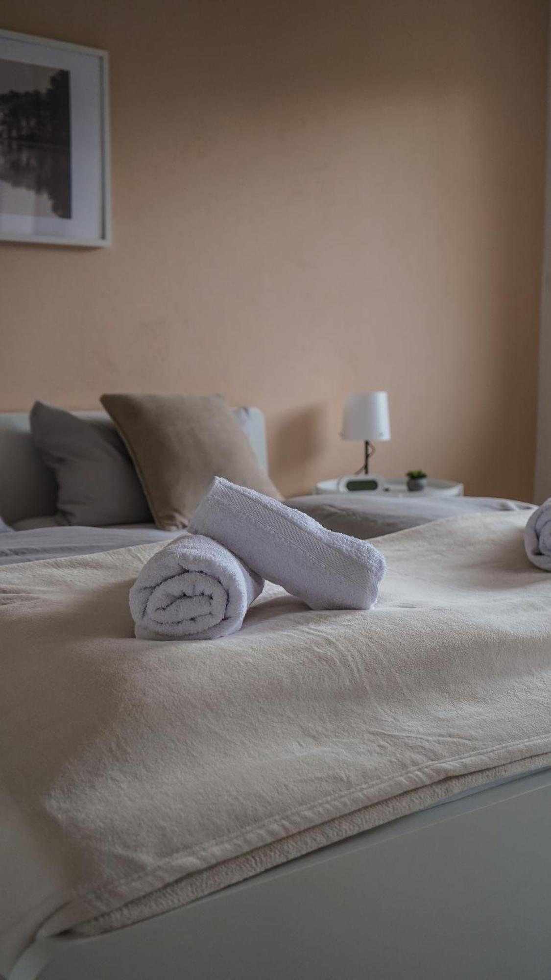 Exklusives Ferien-Appartement Mit Pool- Und Saunazugang Fuer Bis Zu 4 Personen Schönwalde Εξωτερικό φωτογραφία